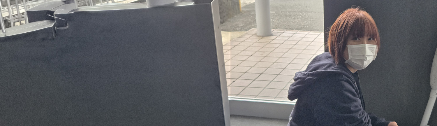 スタッフ顔写真