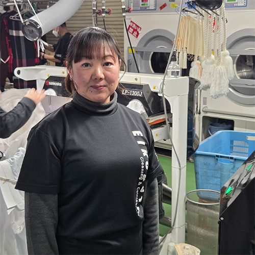 スタッフ顔写真