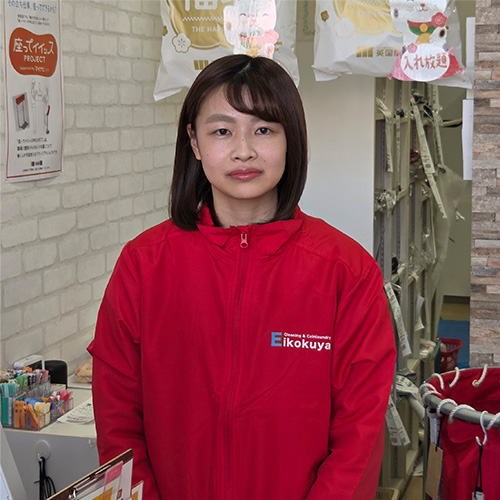 スタッフ顔写真